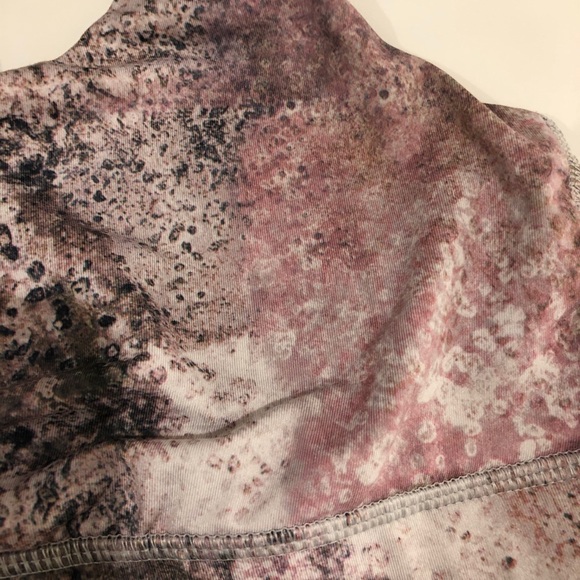 Lululemon Enery Sports Bra, like new! - Picture 3 of 8